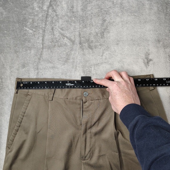 Nike Golf Pants Mens 35x30 Brown Chino Straight Leg Relaxed Fit Pleated WorkWear - Picture 12 of 16